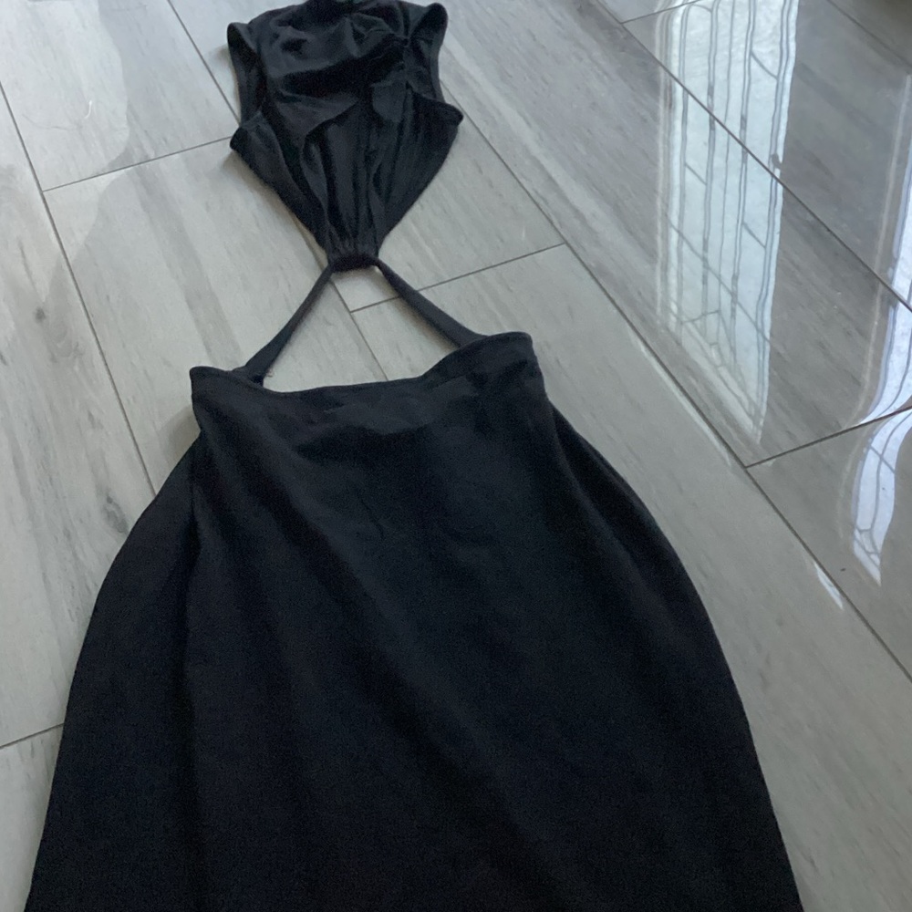 Tobi Black Maxi Skirt - Sleek Long Silhouette